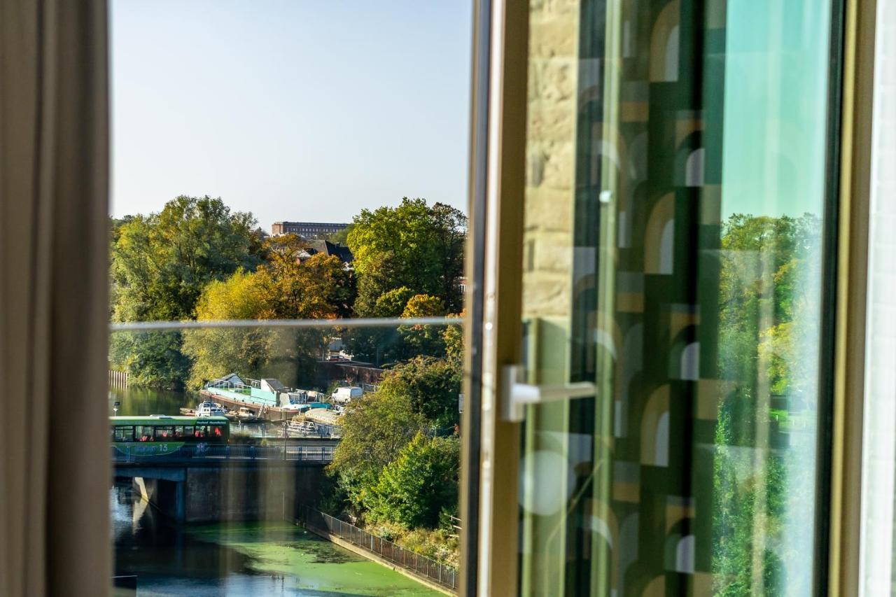 Апартаменты Skyview Retreat @ Ryedale House Йорк Экстерьер фото